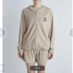 ジェラピケ　上下セット（ベアパイルパーカ　ショートパンツ　セットアップ）のサムネイル