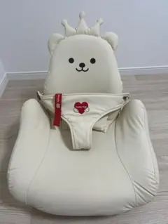 メルカリ祭限定価格！　テディハグ ピープル 泣かないイス　ベビーチェアのサムネイル