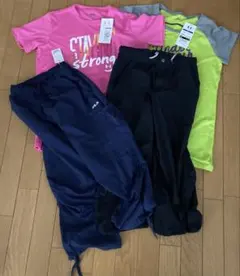 未使用Tシャツとナイロンパンツ　サイズS アンダーアーマー　フィラ