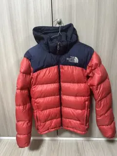 THE NORTH FACE ダウンジャケット レッド×ネイビー。