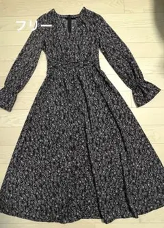 花柄ロングワンピース