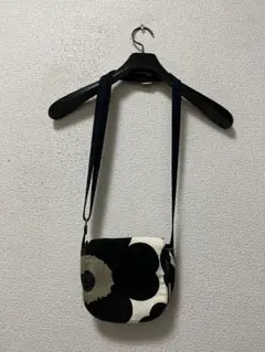 マリメッコ　ウニッコ　キャンバスショルダーバッグ　/ブラック×カーキ×生成り