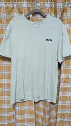 NERDY Tシャツ ペールグリーン Mサイズのサムネイル