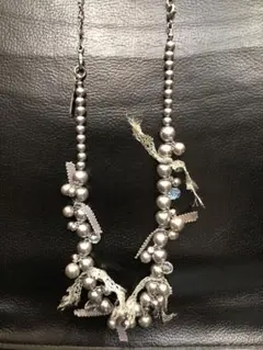 アバハウスドゥヴィネットのパール型ロングネックレス