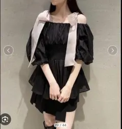 snidel ウエストシャーリングリボンブラウス　BLKのサムネイル
