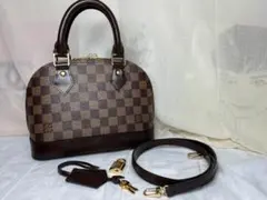 Item thumbnail for item 54448760-dbfd-49ca-b454-061afe7bc011