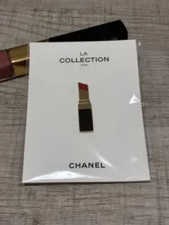 CHANEL ピンバッチ