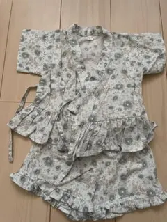 莉沙様専用　花柄甚平 80サイズ après les cours