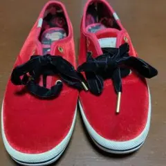 kate spade Keds コラボ ベルベット スニーカー レッドのサムネイル