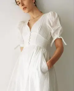 snidel コットンパンチングレースワンピース　黒