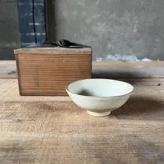 実家整理 青磁？ 小さな古茶碗 中国？ - メルカリ