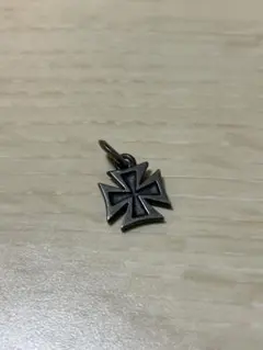 アイアンクロス ペンダントトップ
