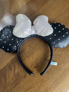 ミニー　耳　カチューシャ 黒　パール　白黒　ラメ