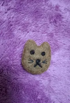値下げ☆美品☆猫さん ブローチ