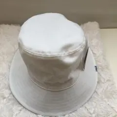 新品　フィラ　リバーシブル　バケットハット　FILA キッズ帽子　UVカット