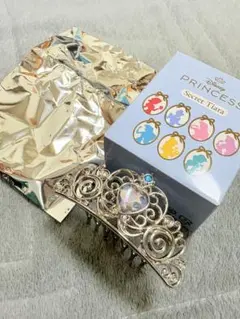 ディズニーストア　ディズニープリンセス　シークレットティアラ　シンデレラ