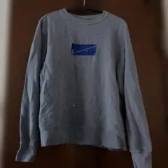 Champion くすみブルー　スウェット ロゴ入り