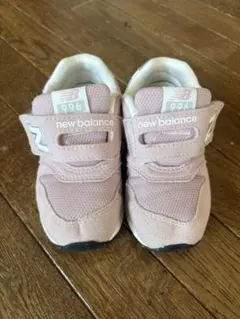 new balance 996 ピンク キッズスニーカー　15.5 記名あり