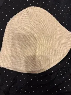 ベージュ バケットハット