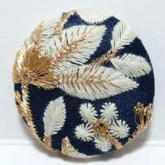 Item thumbnail for item 541a4e17-9e4d-4050-b07c-0ecce79c3d35