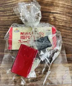 Nintendo 歴代ハードキーホルダー ディスクシステムのサムネイル