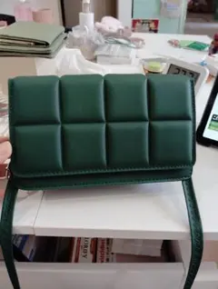 グリーン キルティング ショルダーバッグ
