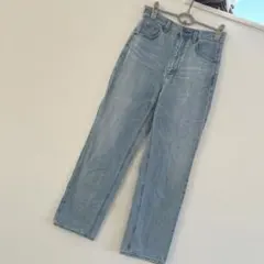 ジーユー　ハイウエストストレートジーンズ　M