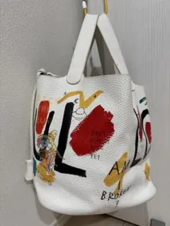 guernika(ゲルニカ)グラフィティアート ホワイトハンドバッグ guernika(ゲルニカ)グラフィティアート ホワイトハンドバッグ