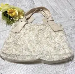 極美品MENARD メナード 3Dローズ トートバッグ A4サイズ収納　ベージュ