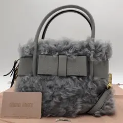 ［未使用級］ミュウミュウ　モントーネフィオッコ　シープファー　ショルダーバッグのサムネイル