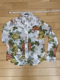 NICE CLAUP 薄手花柄長袖シャツのサムネイル