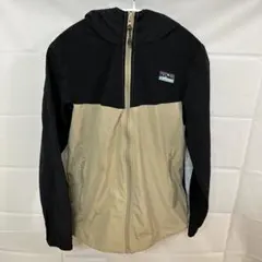 マウンテンパーカー ブラック