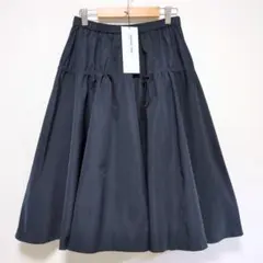 【美品】MARECHAL TERRE ドロスト フレアスカート ネイビー 2のサムネイル