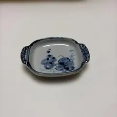 【染付】耳付 小皿 豆皿 郷之本 銘 変形皿 醤油皿 薬味皿 和食器 陶磁器