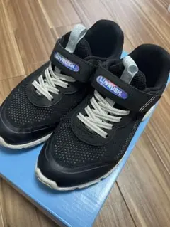 LUVRUSH moonSTAR スニーカー ブラック