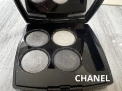 CHANEL レ キャトル オンブル アイシャドウ パレット93のサムネイル