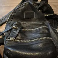 MARC BY MARC JACOBS ブラックリュック　レザーのサムネイル