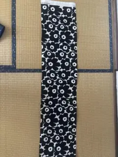 Marimekko マリメッコ ウニッコ 生地 ブラック ホワイ30×142