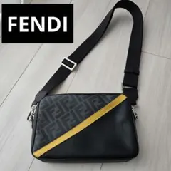 美品 FENDI ダイアゴナル カメラケース ショルダーバッグ 7MO286のサムネイル