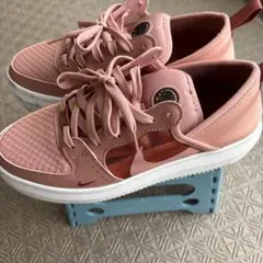 Item thumbnail for item 39ed3d43-8078-4082-bcc8-5167e55c2d43