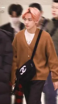 Item thumbnail for item 4734641b-61e1-4b1c-b197-487f58566976