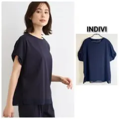 2024SS indivi【洗える／UVケア／接触冷感】デザインTブラウス紺色のサムネイル