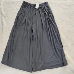 新品未使用ユニクロ クレープジャージーストレートパンツ　 Lサイズ　ダークグレー