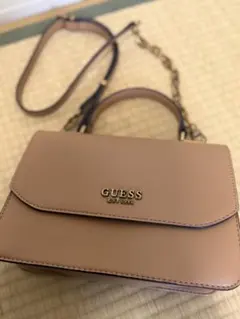 GUESS ショルダーバッグ ベージュのサムネイル
