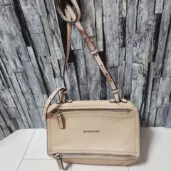 2025年最新】Givenchy ショルダーバッグの人気アイテム - メルカリ