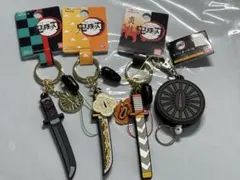 鬼滅の刃　日輪刀　キーチェーン　キーリール　ストラップ