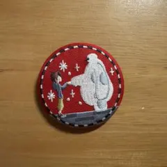 Disney Characters 刺繍缶バッジビスケット2 ベイマックス②