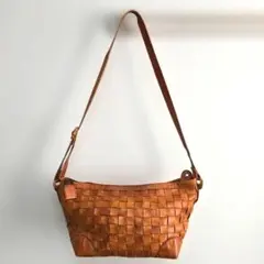 ★値下げ【ロビタ】robita ショルダーバッグ 編込レザー anyam nya