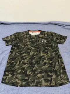 Under Armour カモフラージュ Tシャツ Lサイズ