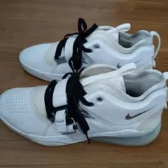 NIKE AIR FORCE 270 ホワイト